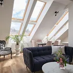 Marbello Apartment Wroclaw